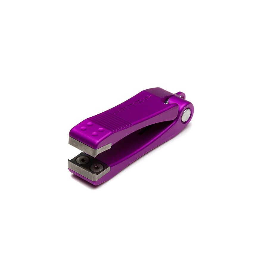 Hatch Nipper 3 with Lanyard
