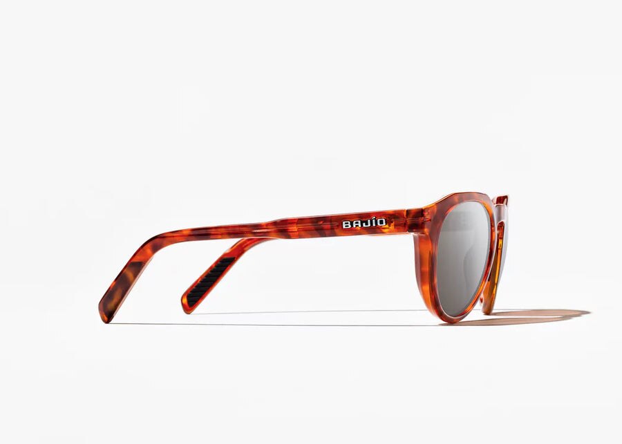 Bajío Paraiso Sunglasses - Brown Tortoise Gloss Frame / Silver Mirror Polycarbonate Lens