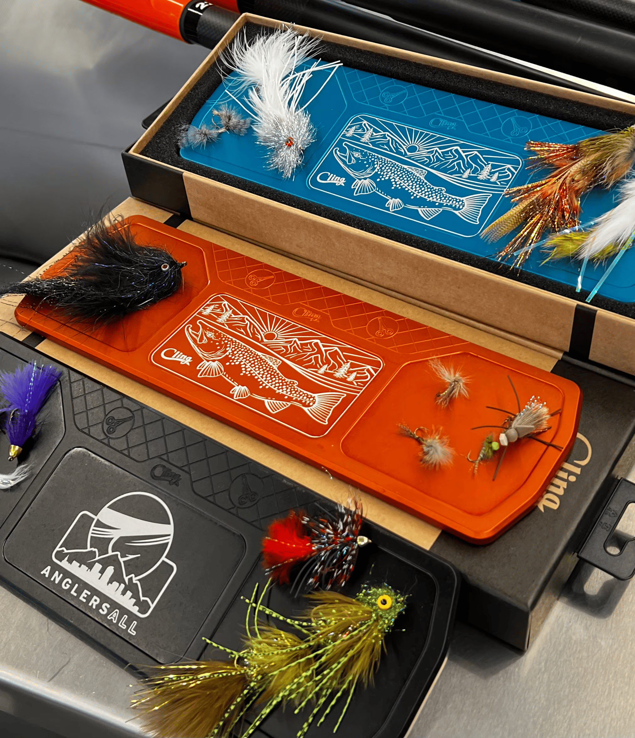 Cling Mag Grab Boat Bar