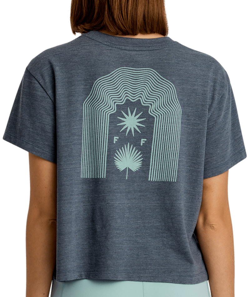 Free Fly Apparel Women's Fan Palm Tee