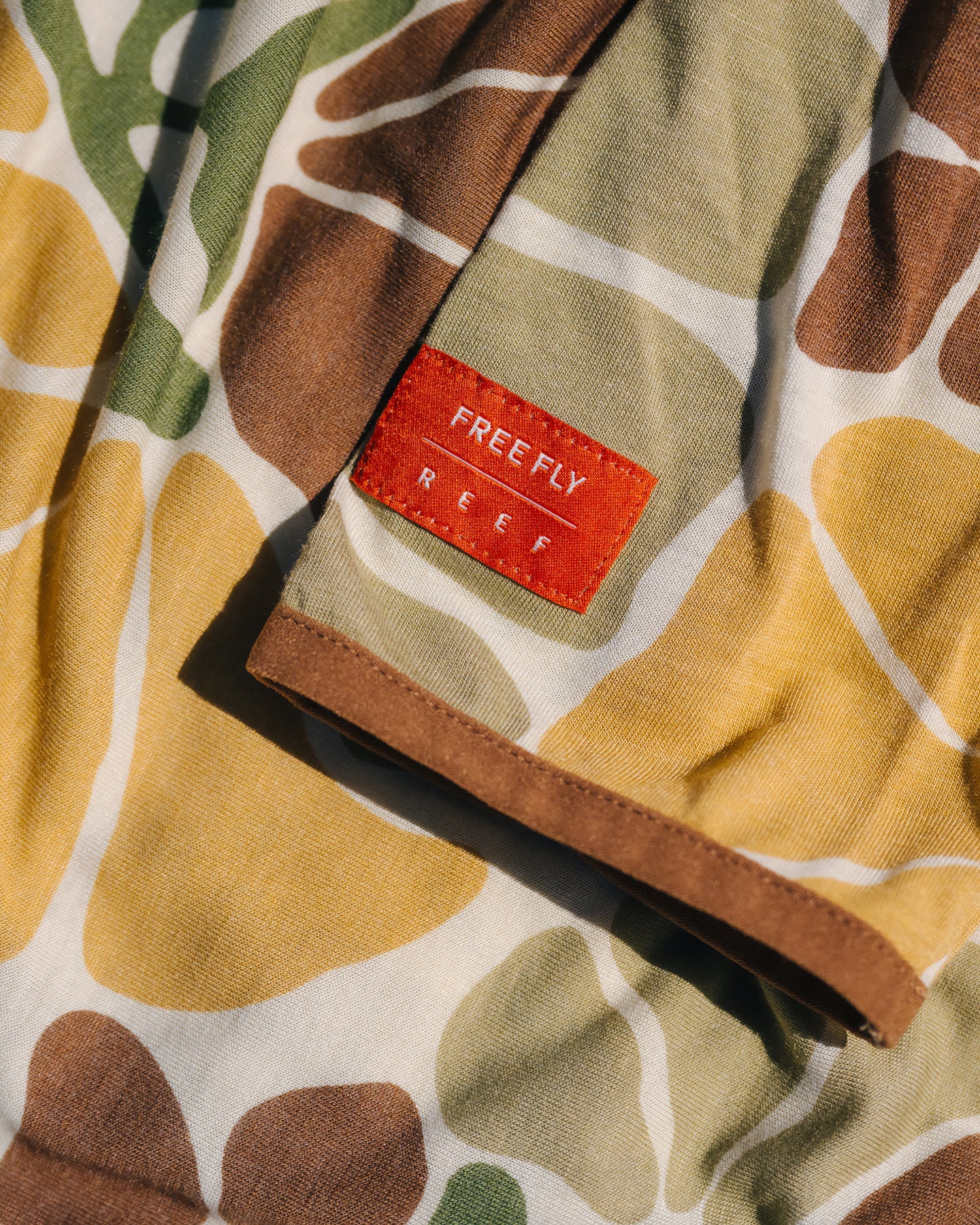 Free Fly Men's Bamboo Lightweight Hoodie - Floral Camo