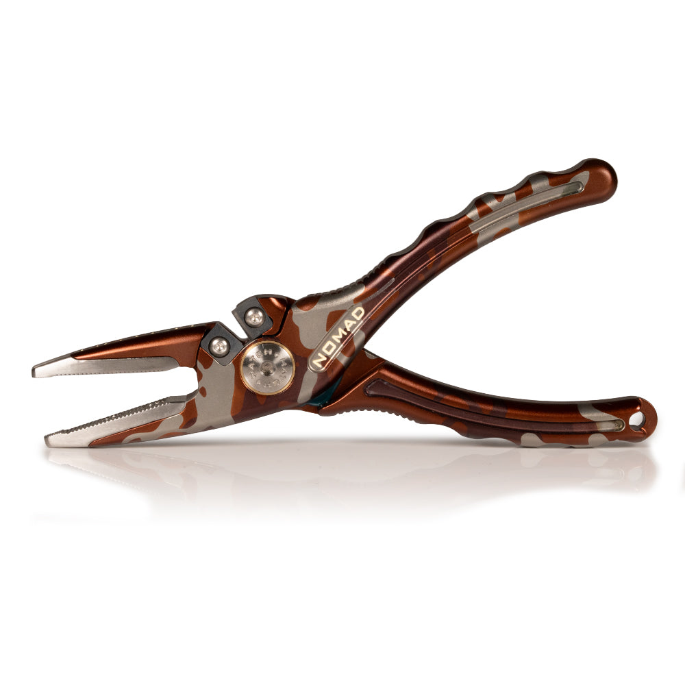 HatchOutdoors_Nomad2Plier_2026Camo_front.jpg