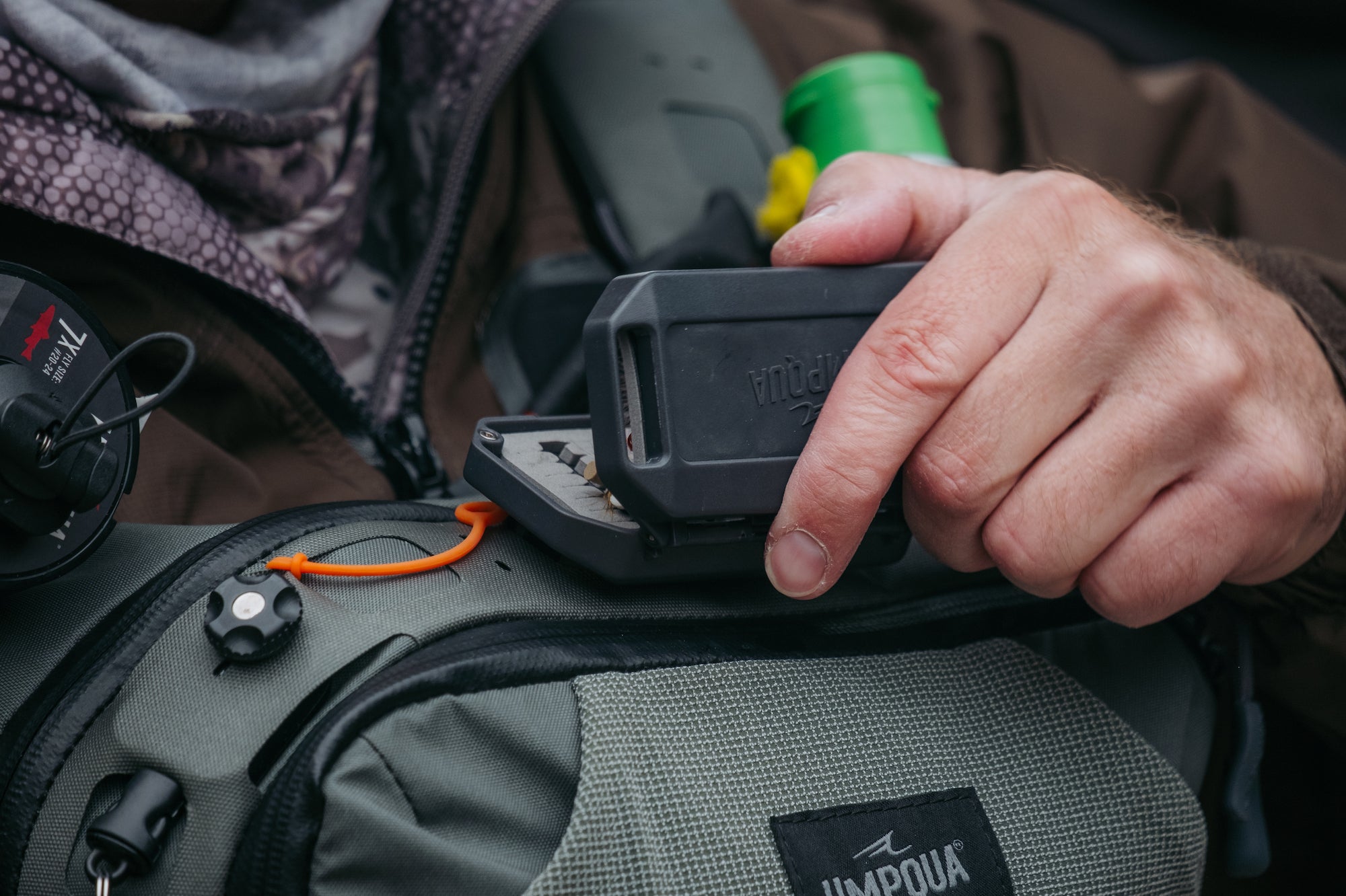 Umpqua Link Hatchvault Essential Fly Deck