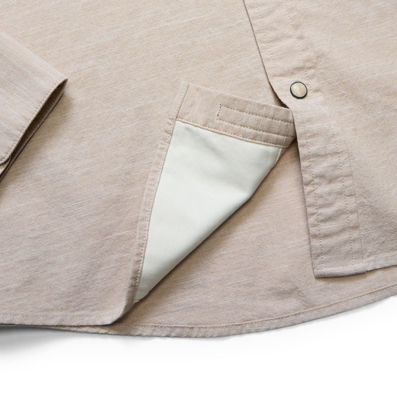 Howler Brothers Crosscut Deluxe Longsleeve Parrot Patrol: Dune Chambray