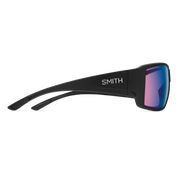 Smith Guide's Choice Sunglasses - Matte Black | ChromaPop Glass Polarchromic Rose Blue Mirror